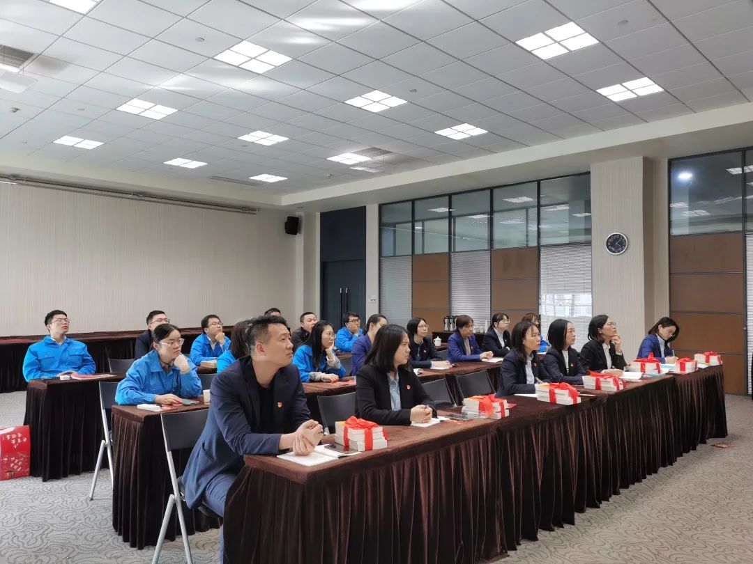 95246383.jpg 640 (6)(1).jpg